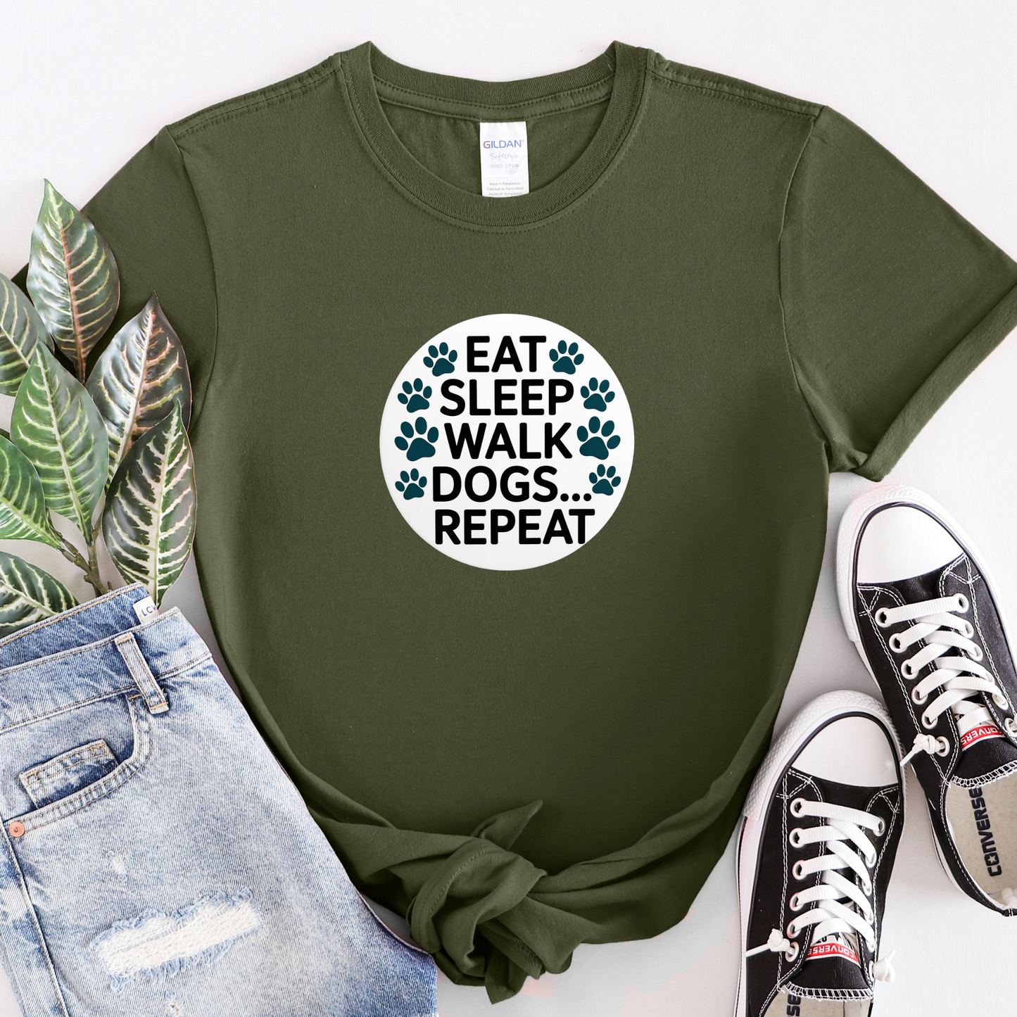 Circular Dog Lover Graphic T-Shirt