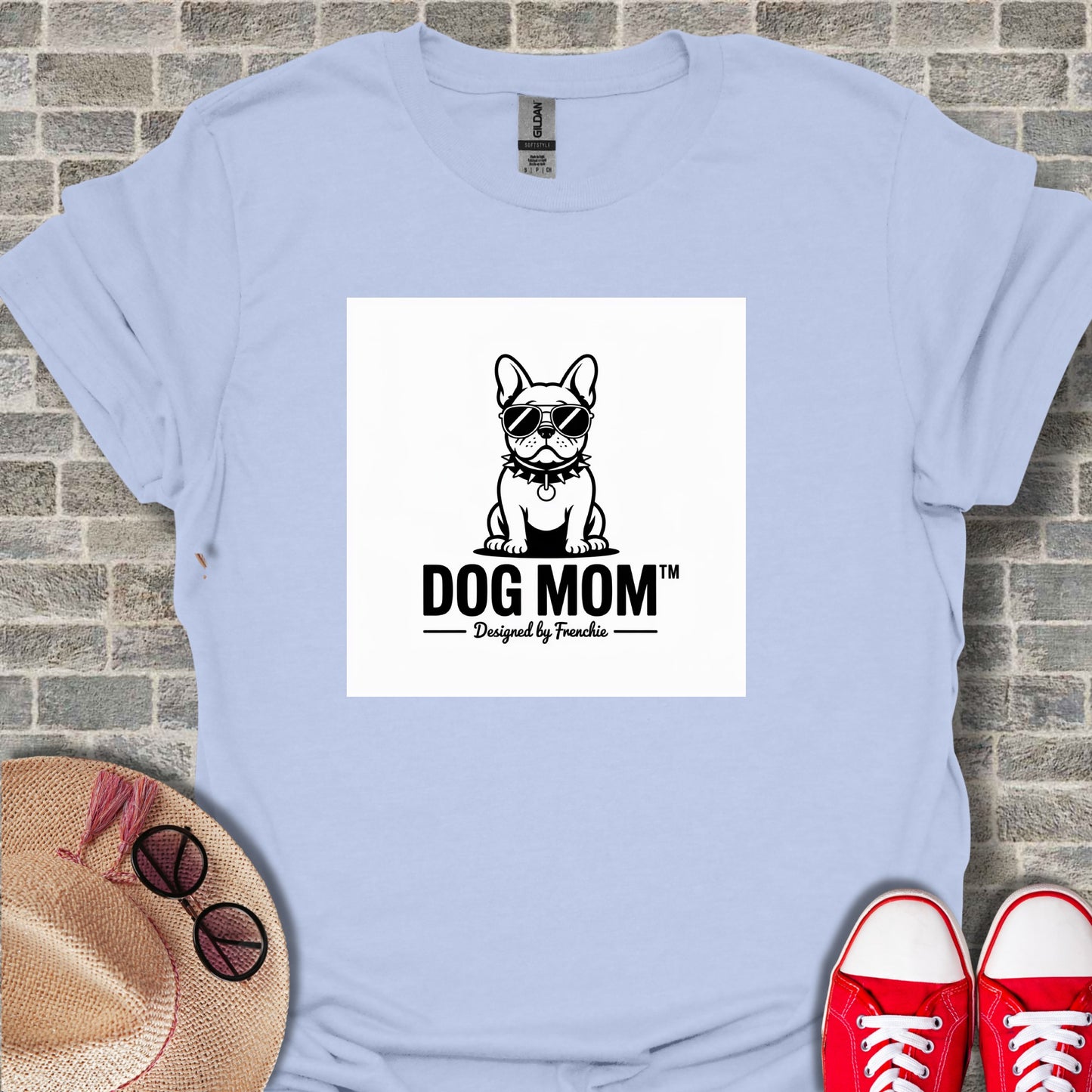 Cute Dog Mom Graphic Tee for Stylish Pet Lovers