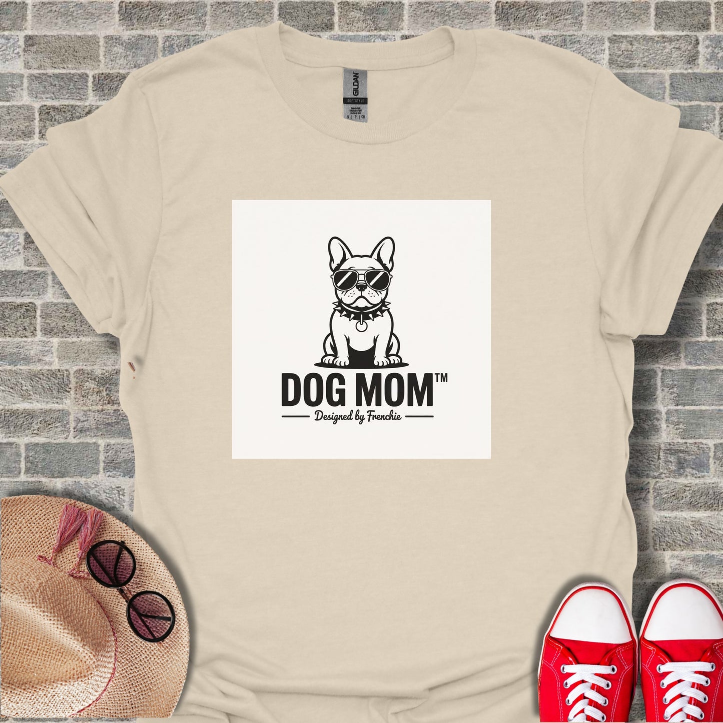 Stylish Dog Mom Tee with Cute Sunglasses Design