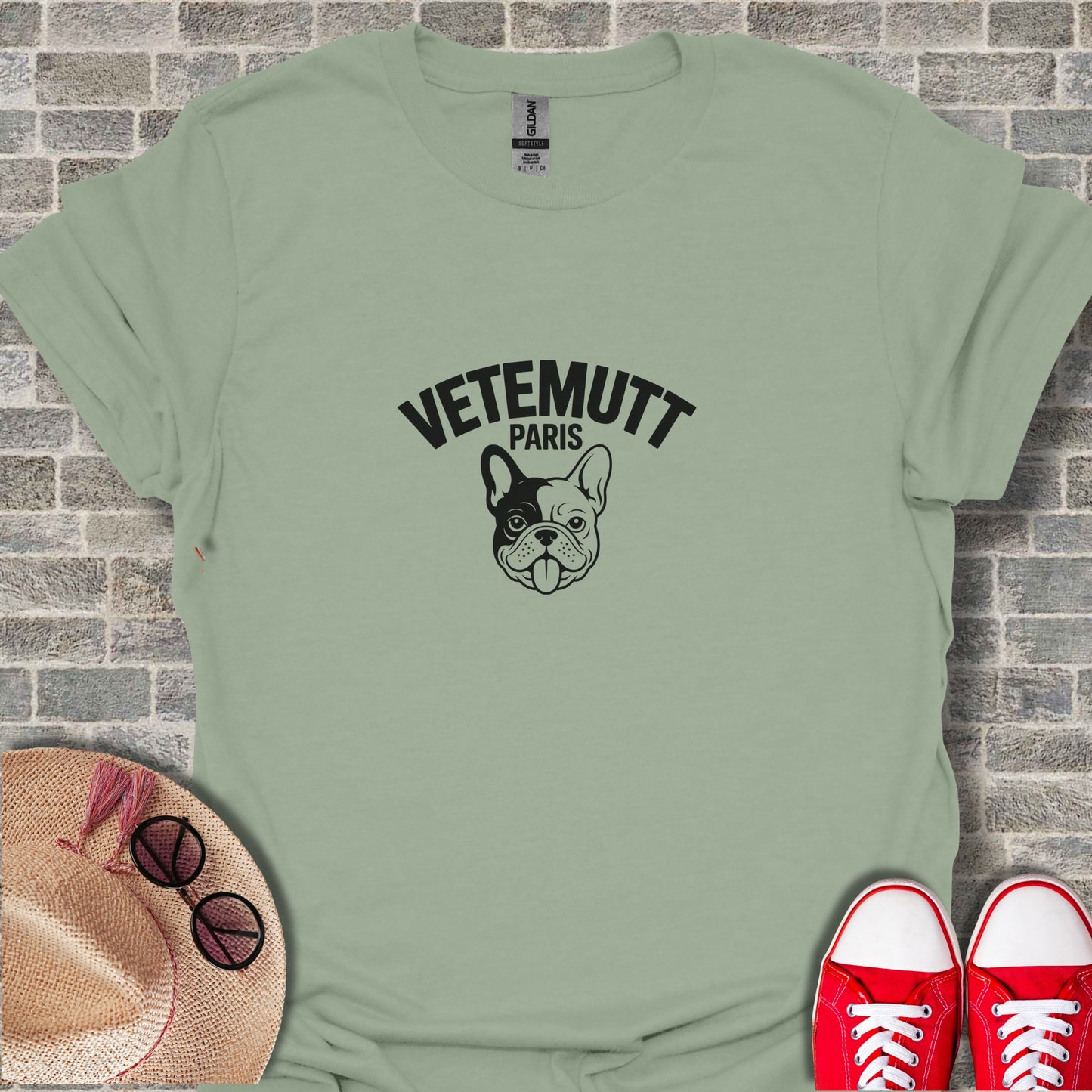 Vetemutt Paris Graphic Tee Shirt Design