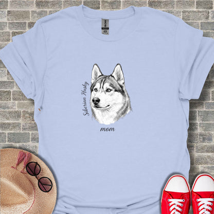 Siberian Husky Mom Graphic Tee for Dog Lovers