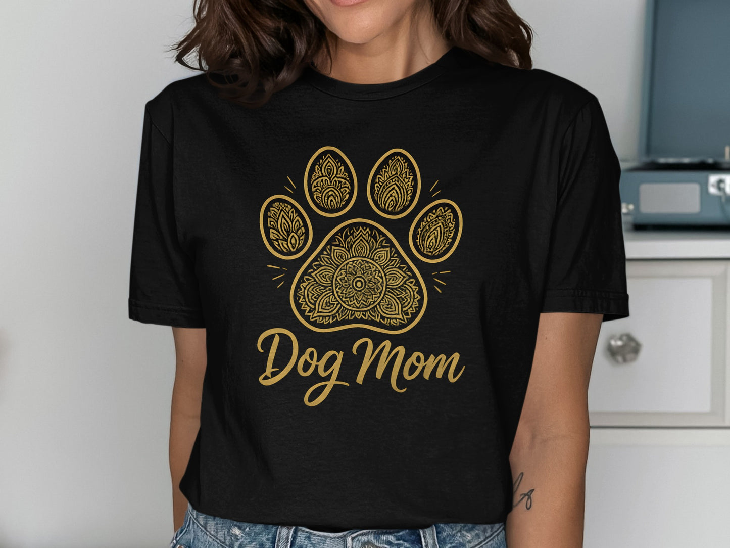Dog Mom T-shirt with Decorative Paw Design