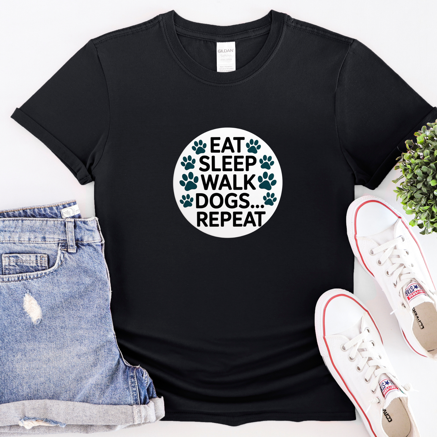 Circular Dog Lover Graphic T-Shirt