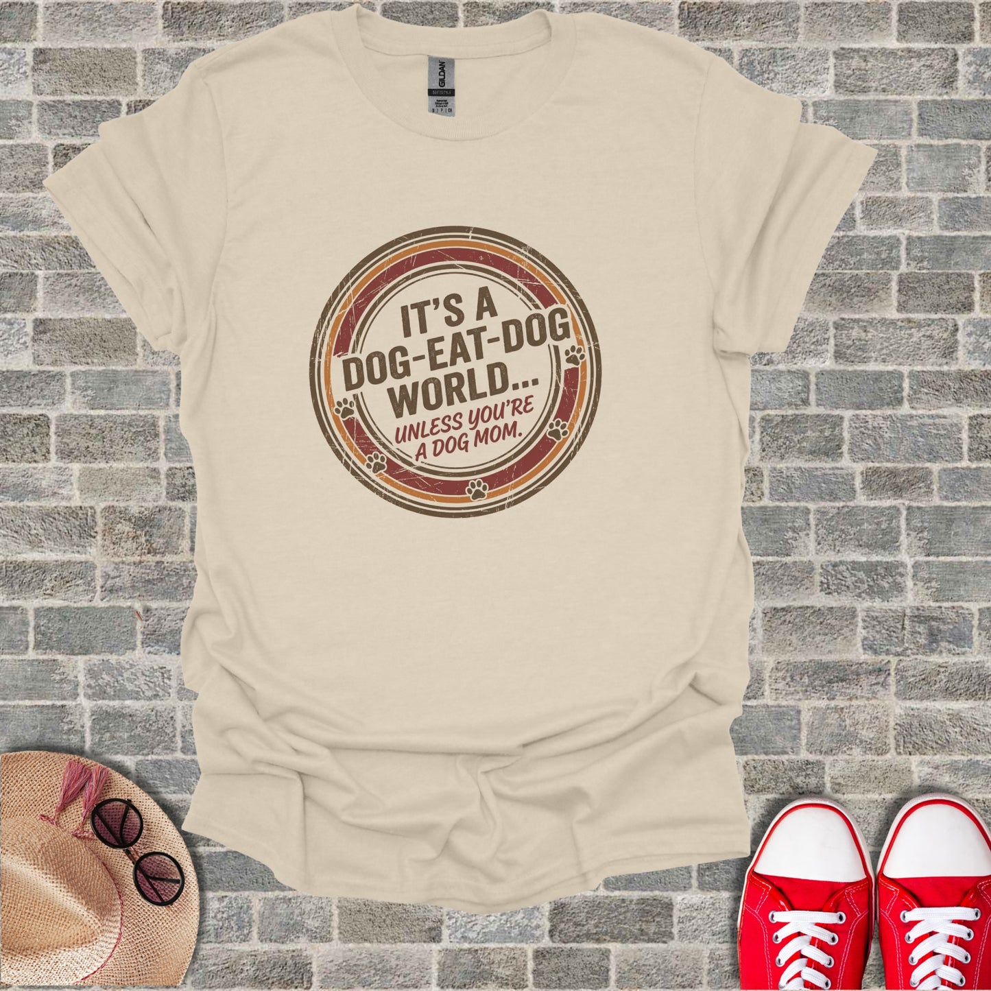 IT'S A DOG-EAT-DOG WORLD UNLESS YOU'RE A DOG MOM product type