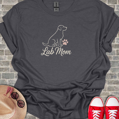 T-shirt with a white line drawing of a Labrador and paw print, text "Lab Mom".