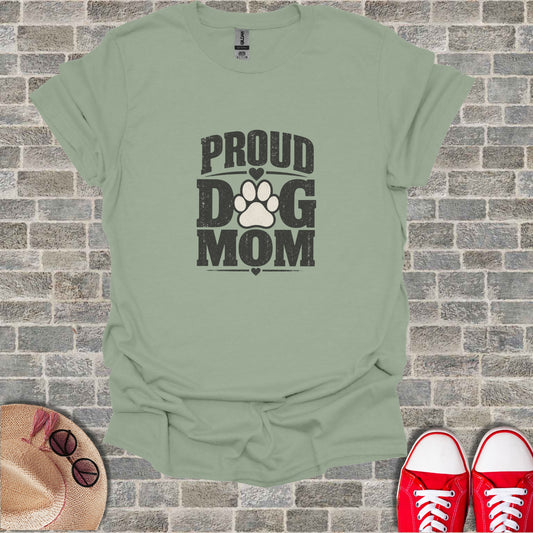 Green t-shirt with "Proud Dog Mom" graphic and paw print.