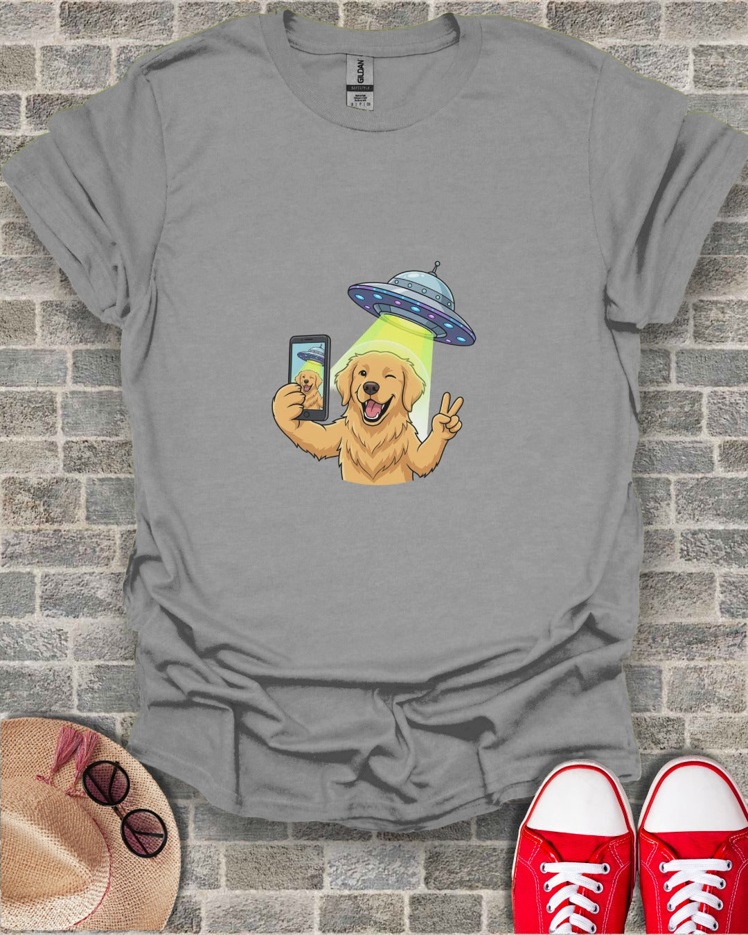 UFO Dog Taking Selfie Graphic Design T-Shirt