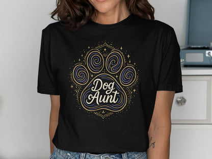 Dog Aunt Artistic Paw Print Graphic T-Shirt