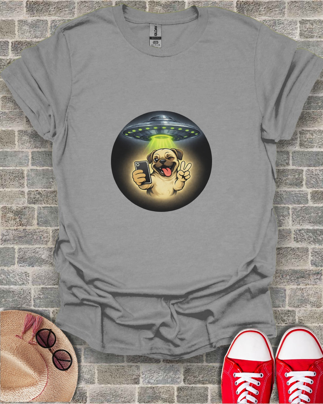 Funny Pug Taking Selfie With UFO Graphic Tee Shirt