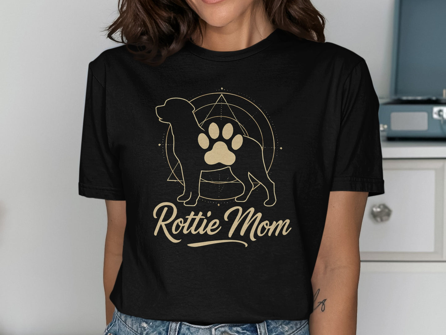 Rottie Mom Graphic Tee for Dog Lovers Shirt