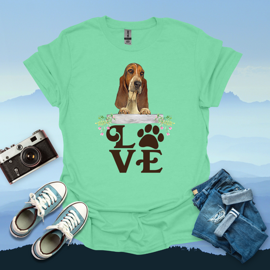 LOVE Basset Hound Unisex Softstyle T-Shirt