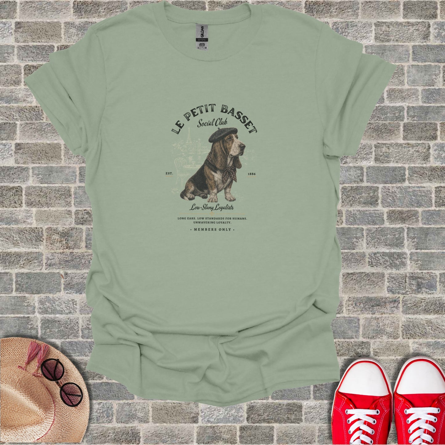 Le Petit Basset Social Club graphic tee with dog and text.